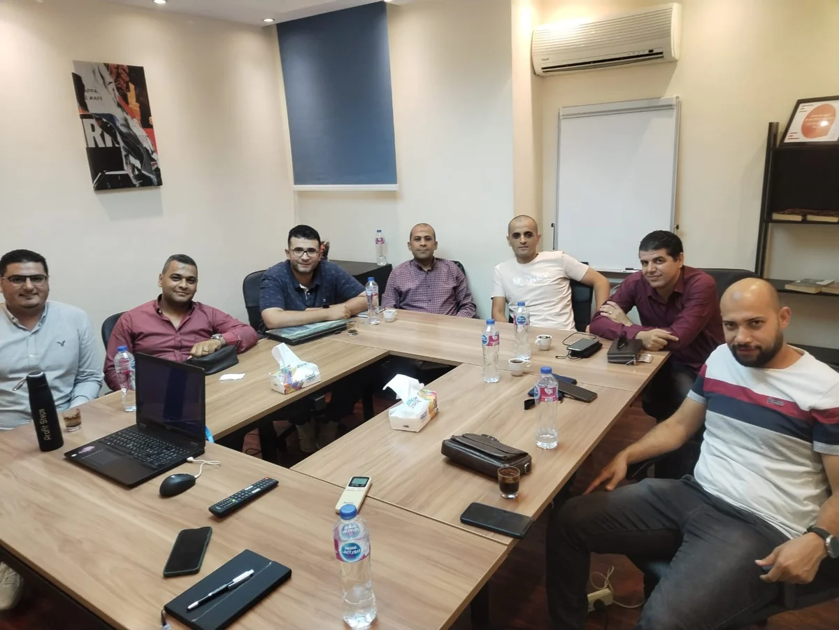 الاستوديو 30